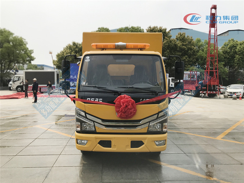 【1000-2000m³/h】小(xiǎo)多利卡救險車(chē)